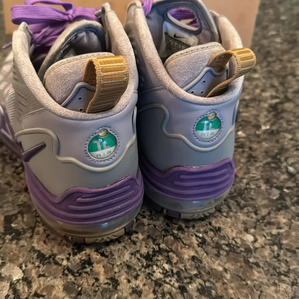 Nike perfect box comes