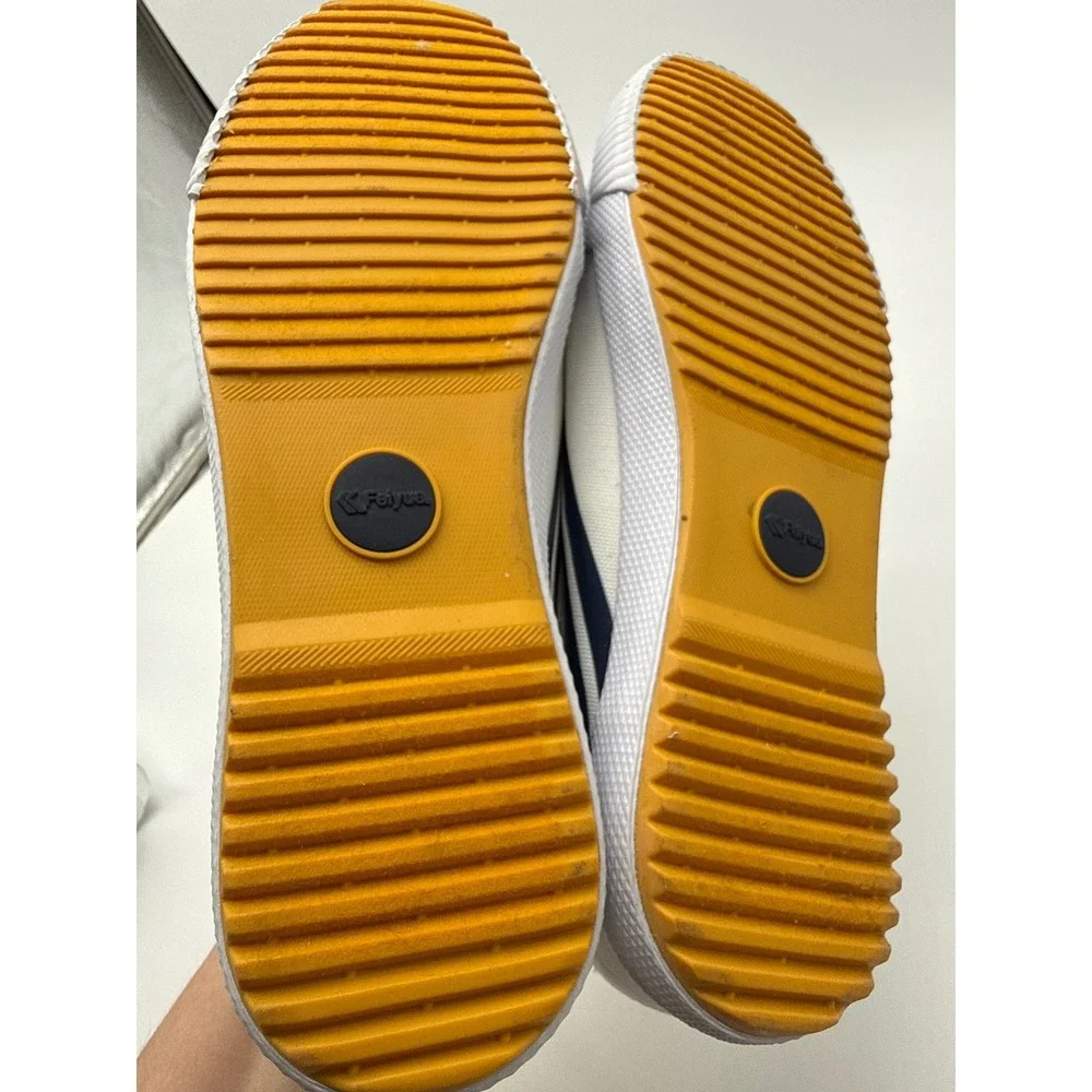 Feiyue logo aesthetic