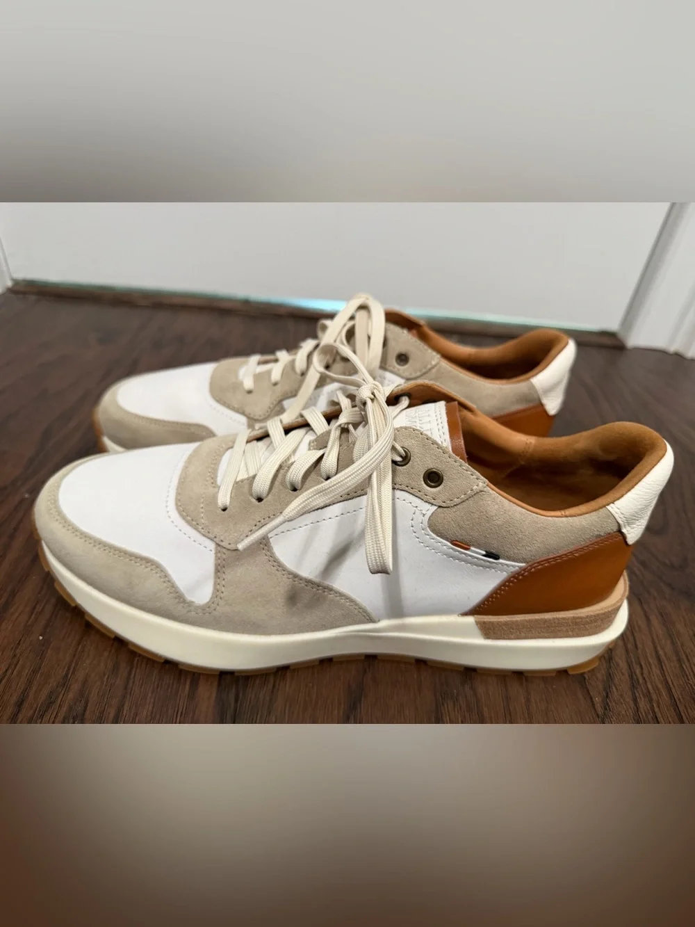 Allen Edmonds casual low