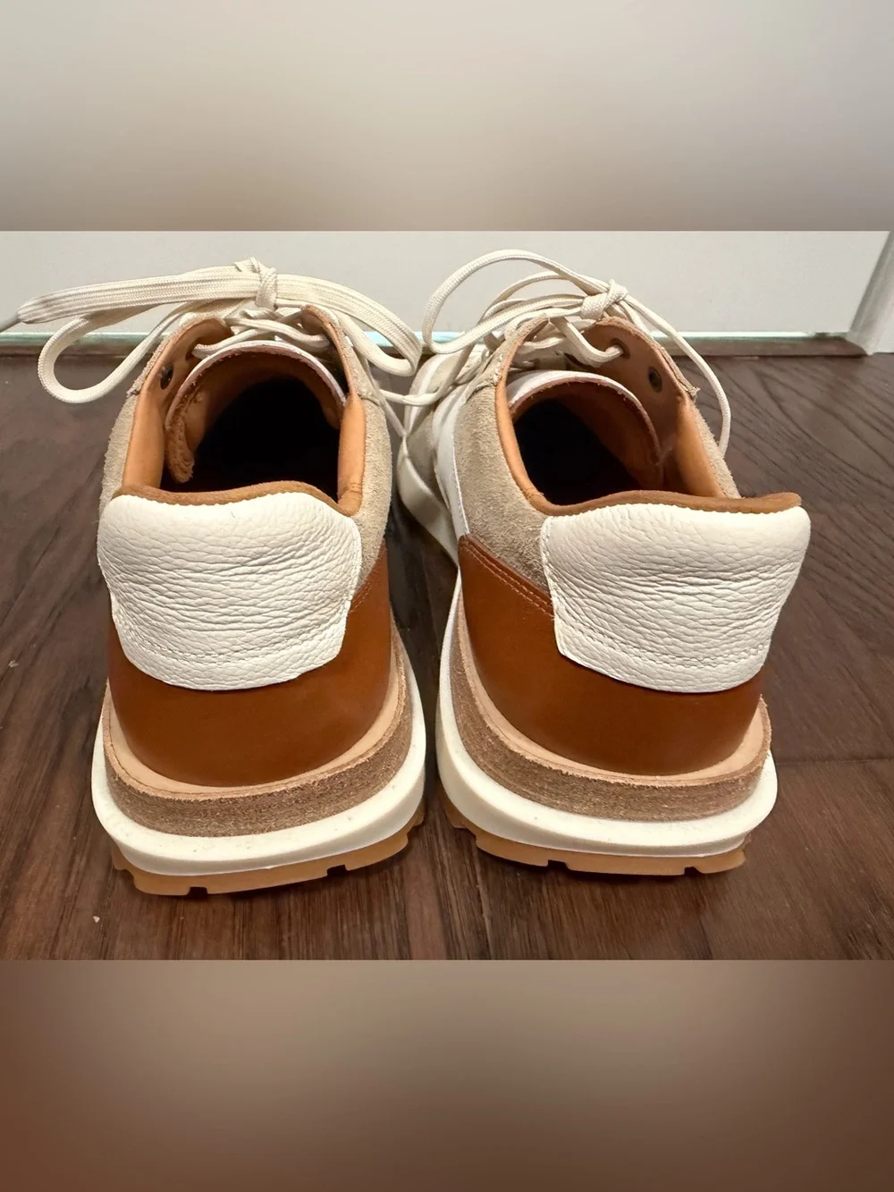 Allen Edmonds casual low