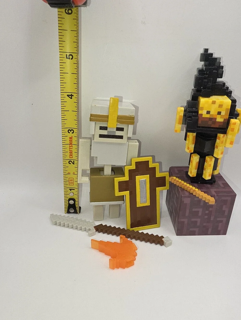 Minecraft dungeons skeleton