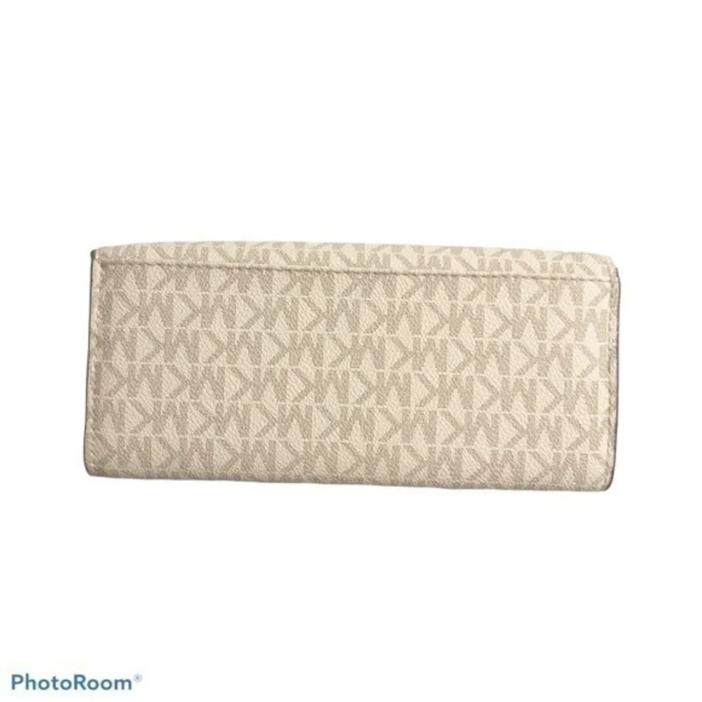 Michael Kors pics tiny