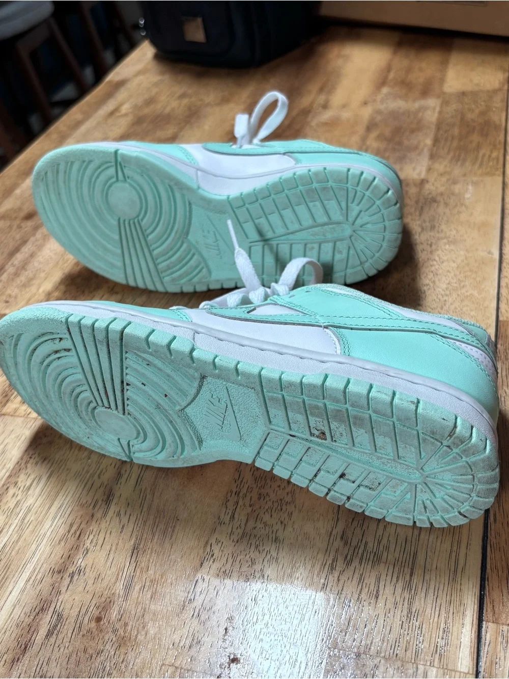 Nike classic low