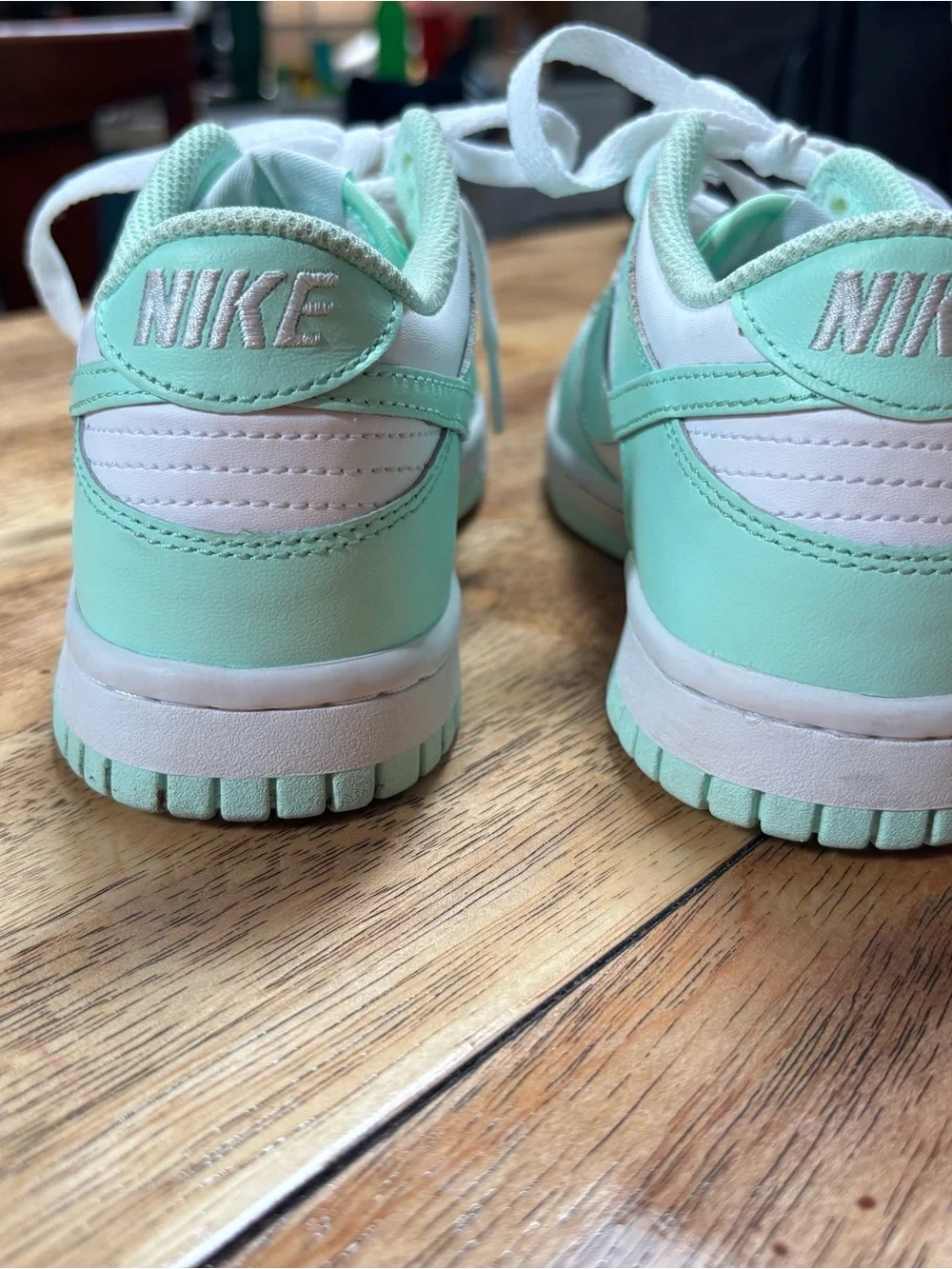 Nike classic low