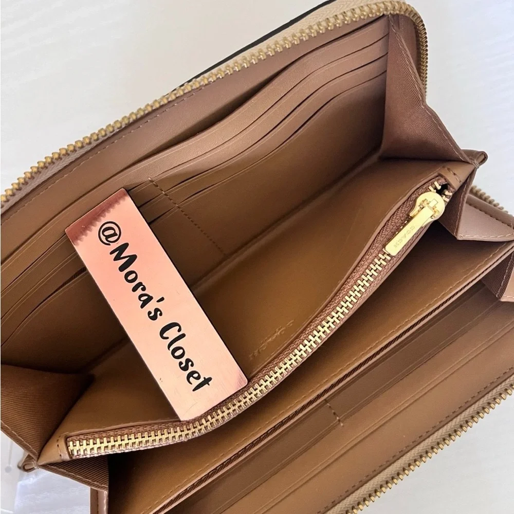 Coach full fits pebble