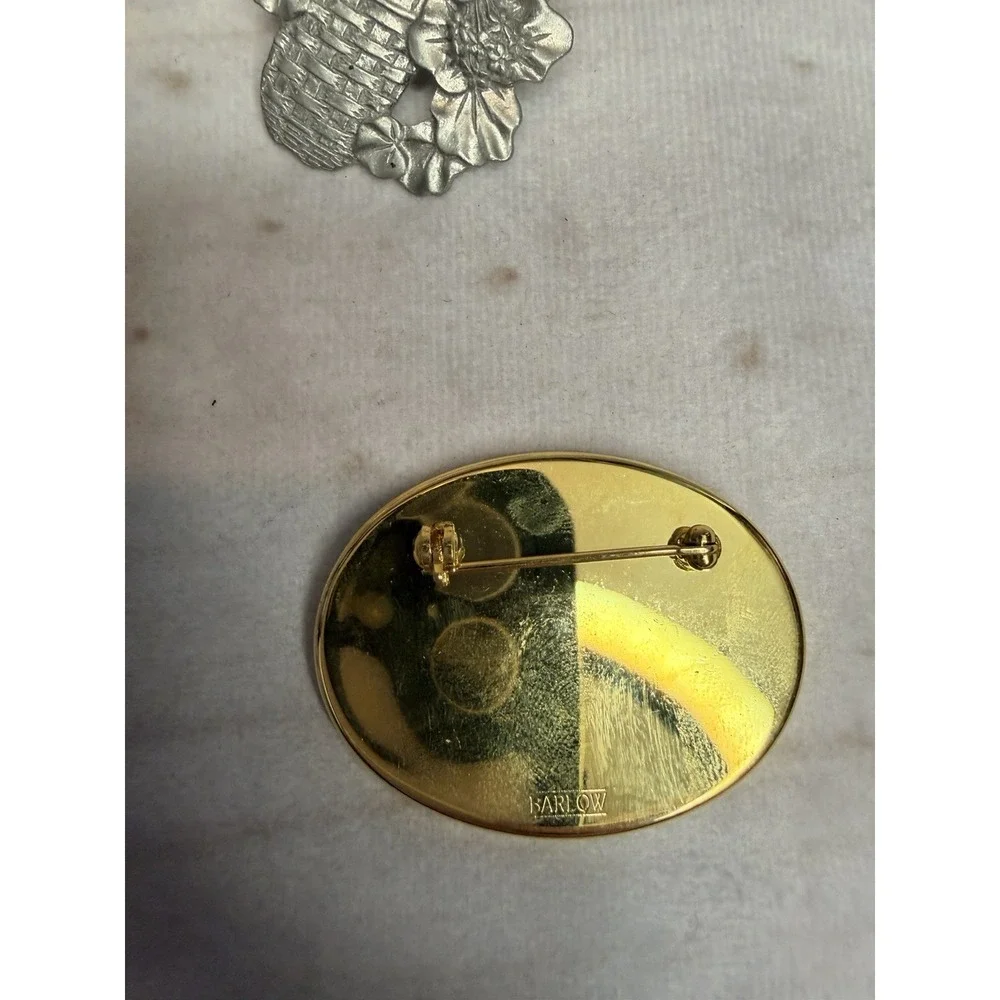 Sarah Coventry marked mother enamel