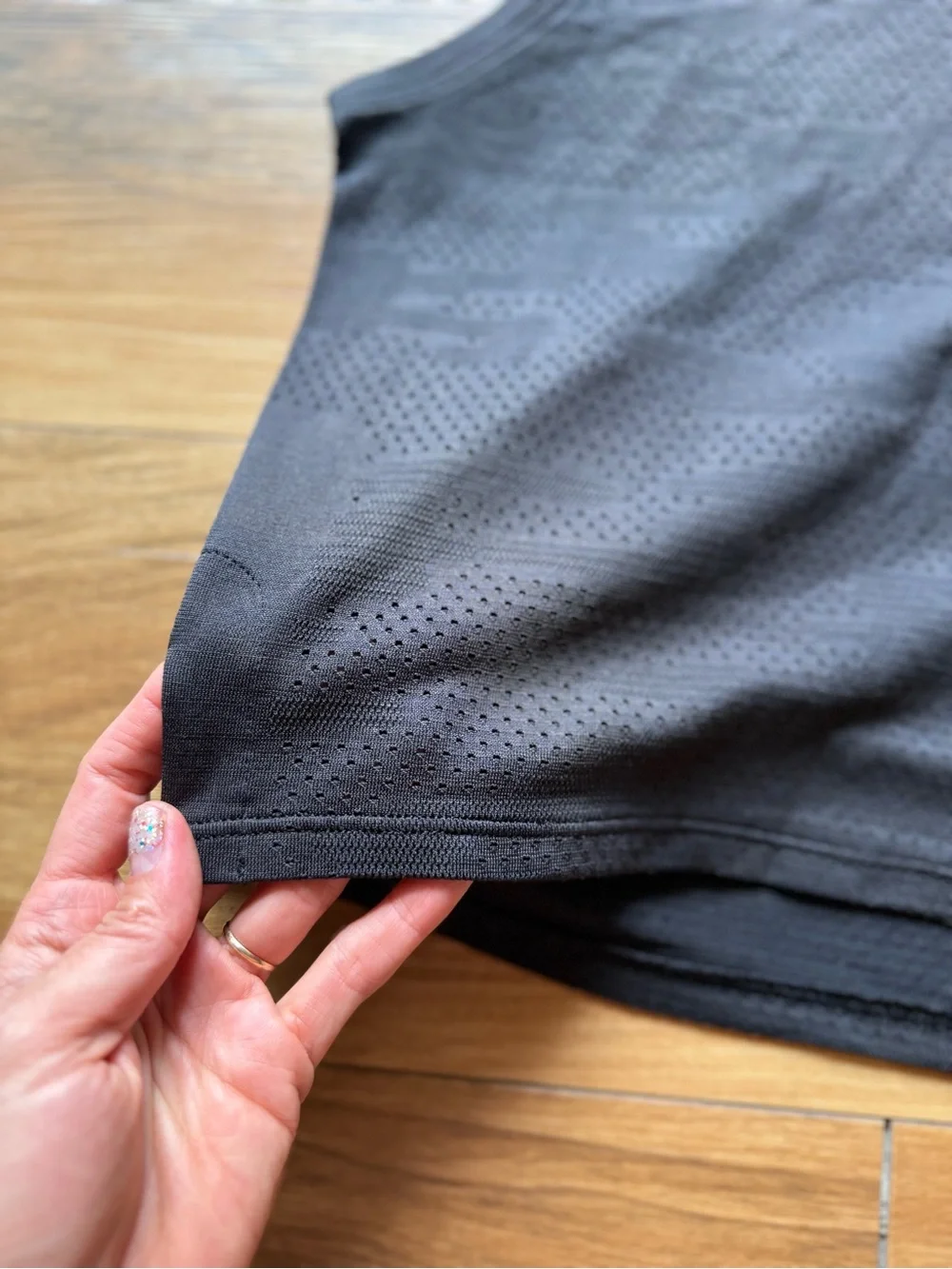 lululemon athletica tag removed