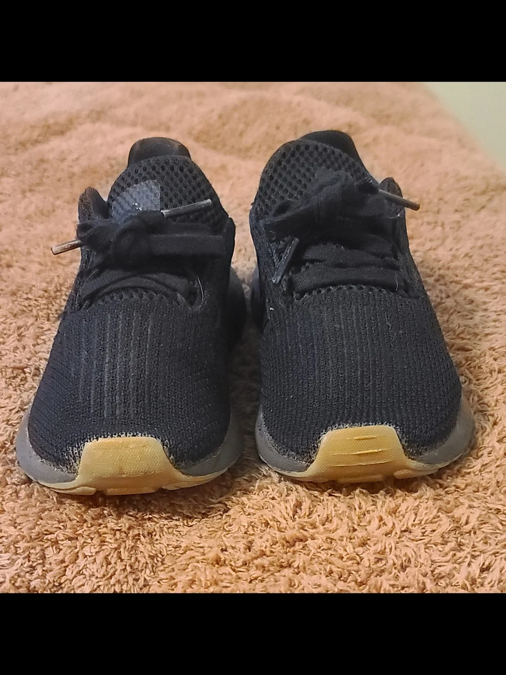 adidas elastic off sole