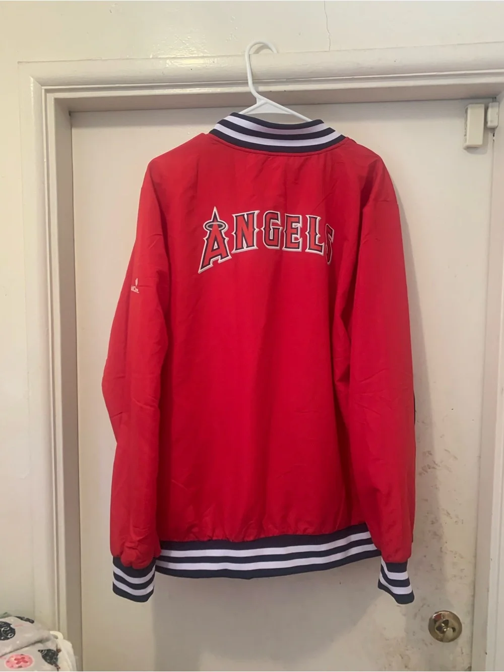 N/A angels red