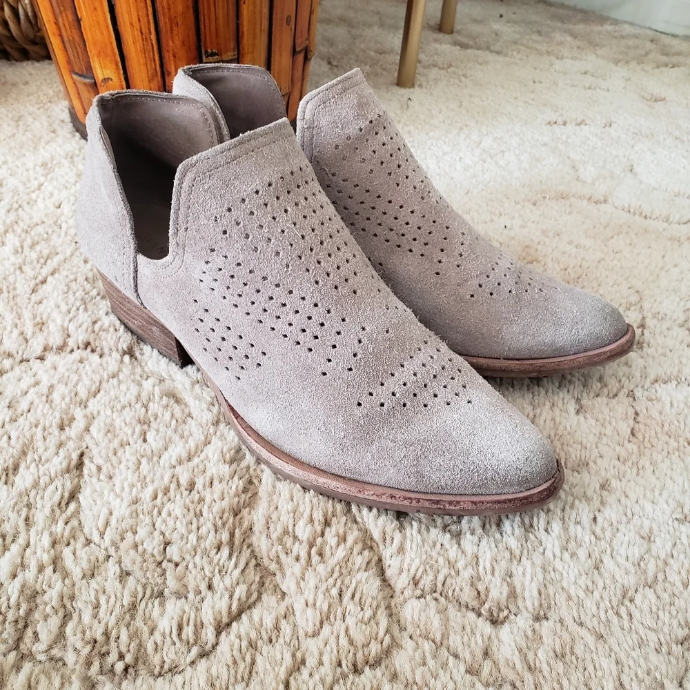 Gianni Bini Gray Ankle Booties