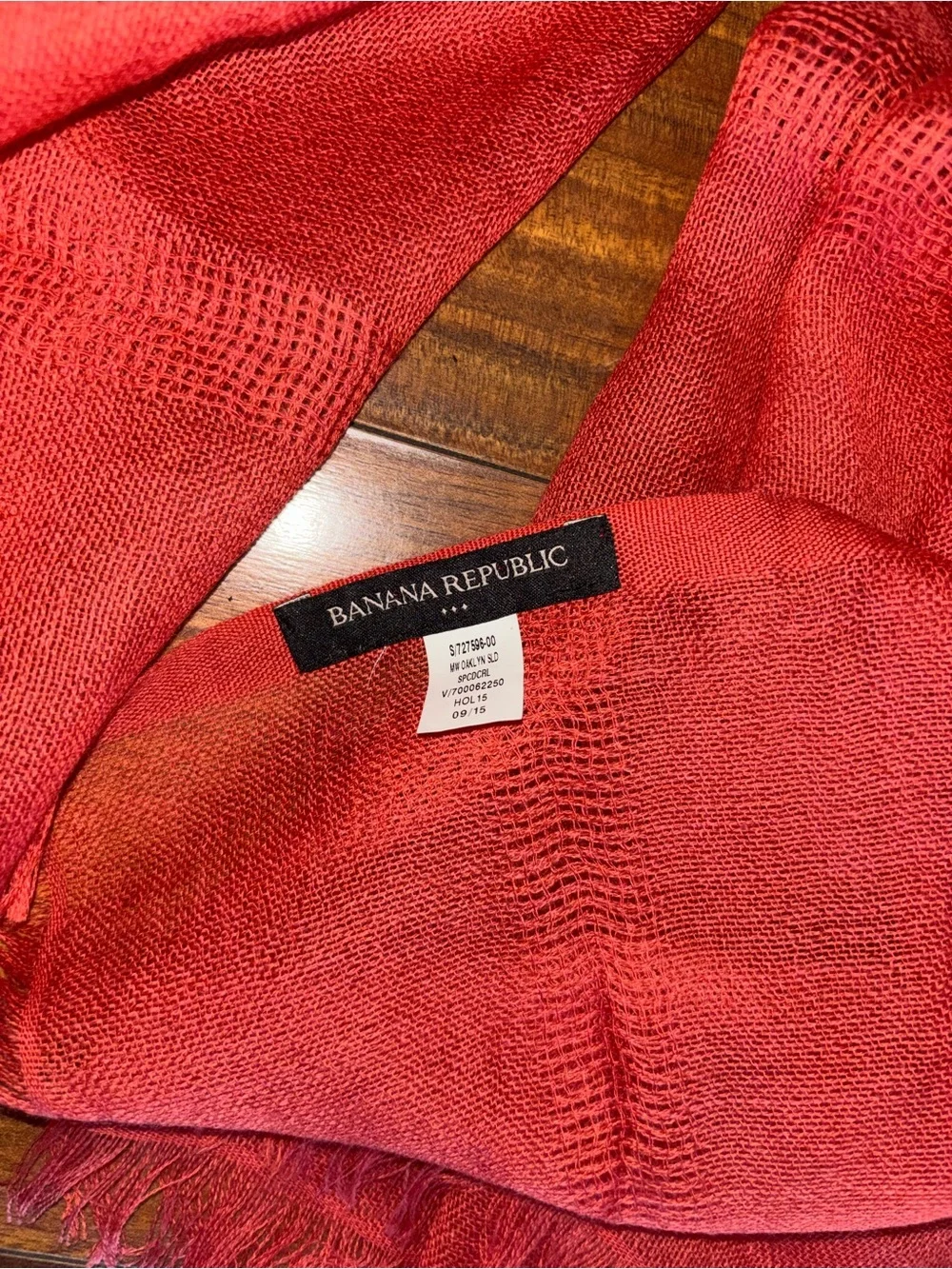 Banana Republic bright wearable subtle