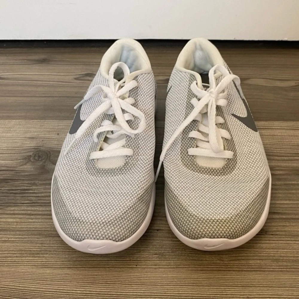 Nike flexibility recycled hit