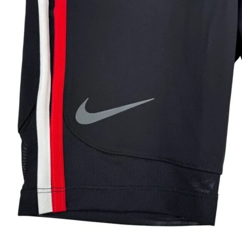 Nike helps pocket focused