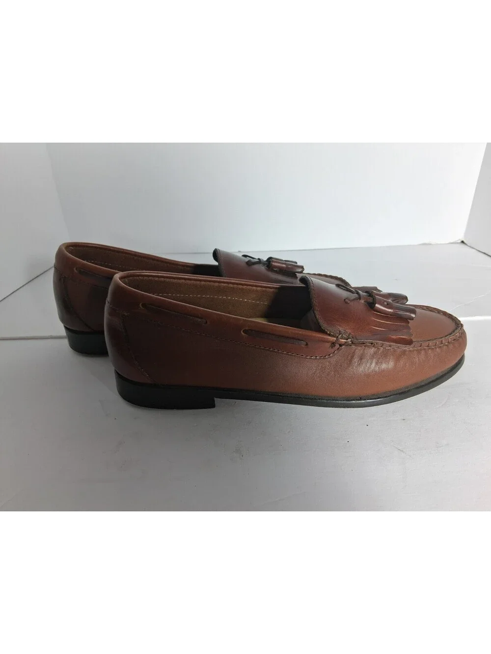 G.H. Bass & Co. kiltie or