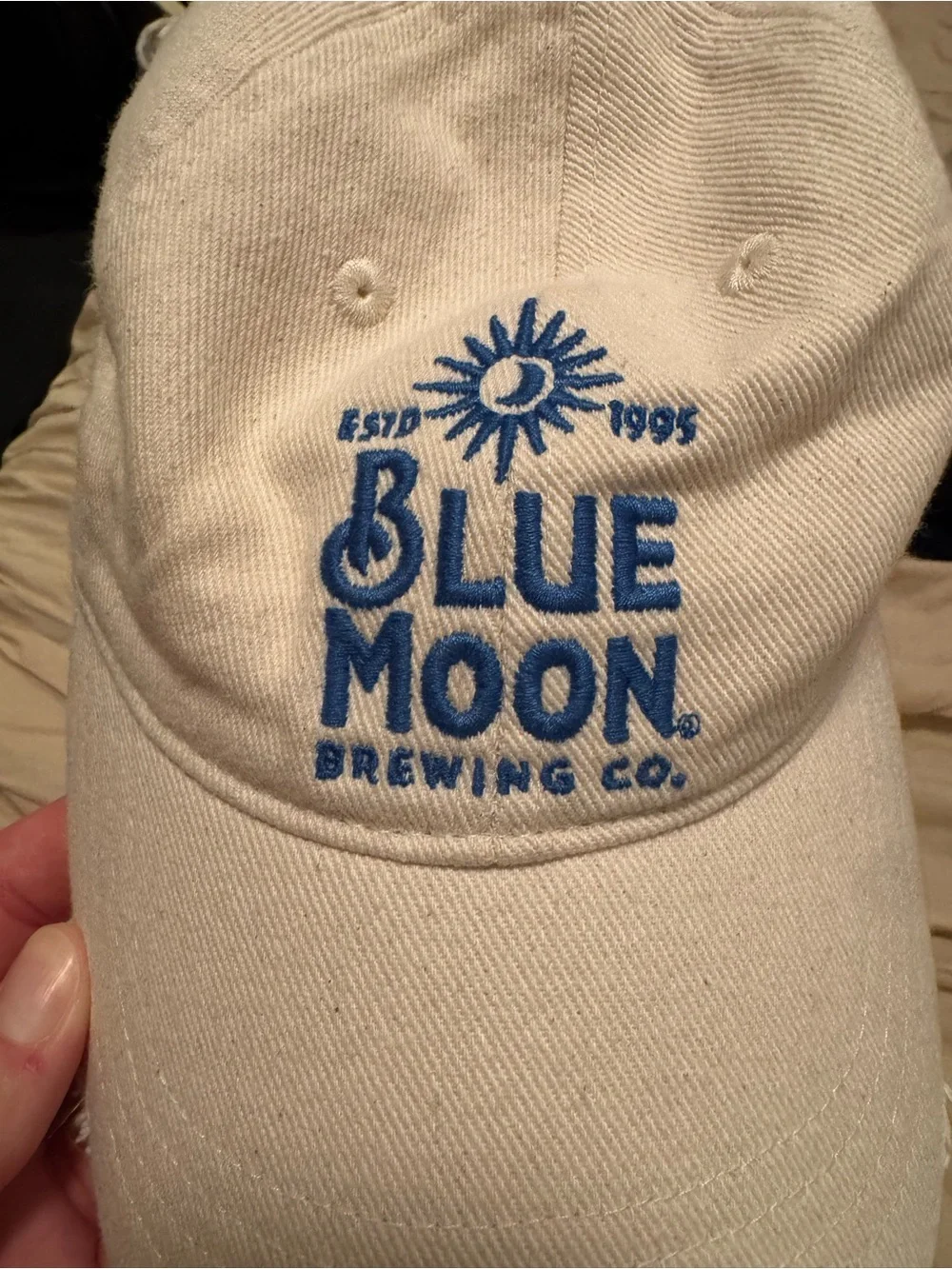 American Eagle Outfitters “blue moon” brim