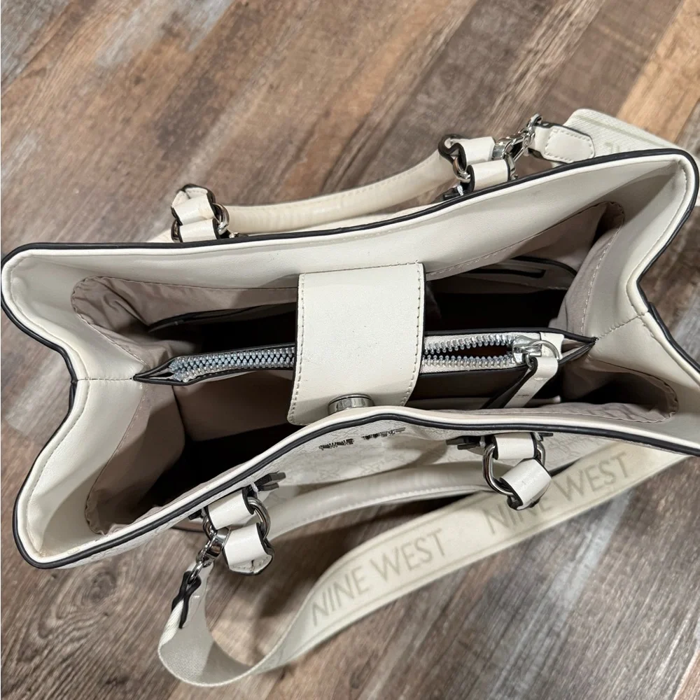 Nine West nine west