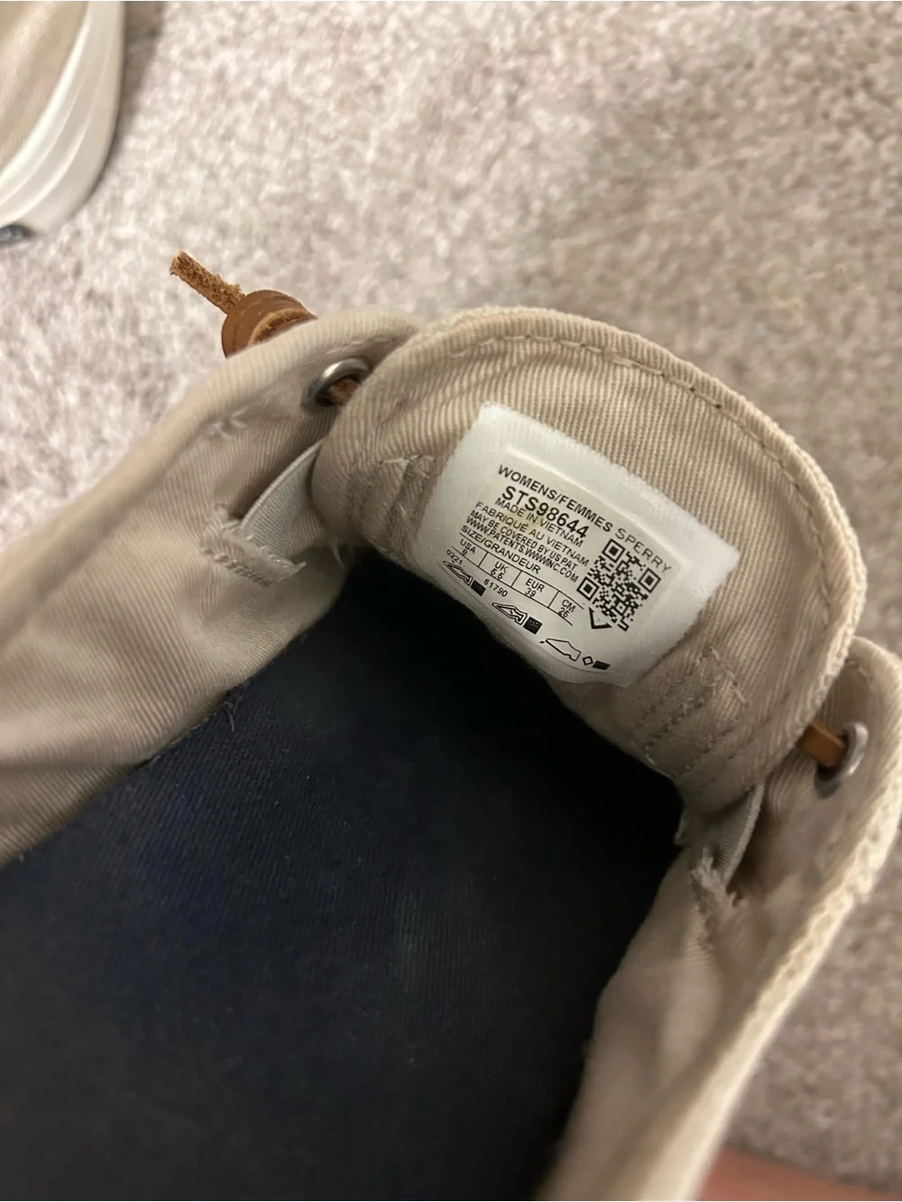 Sperry casual low