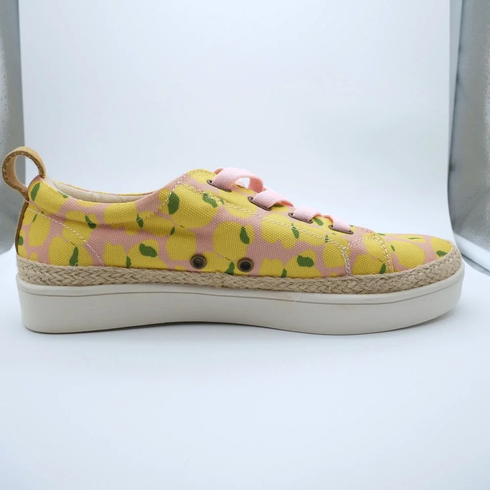 Spenco orthotic sneakers