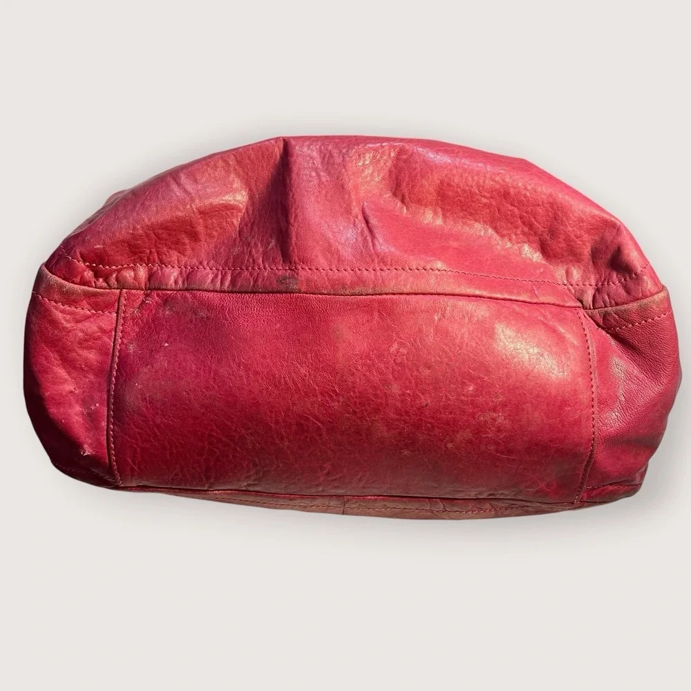 Tory Burch bag has