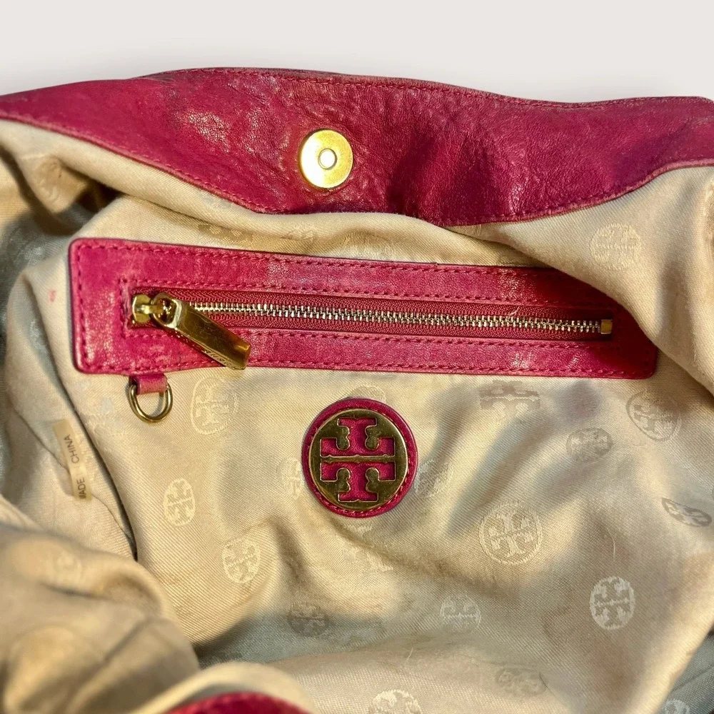 Tory Burch bag has