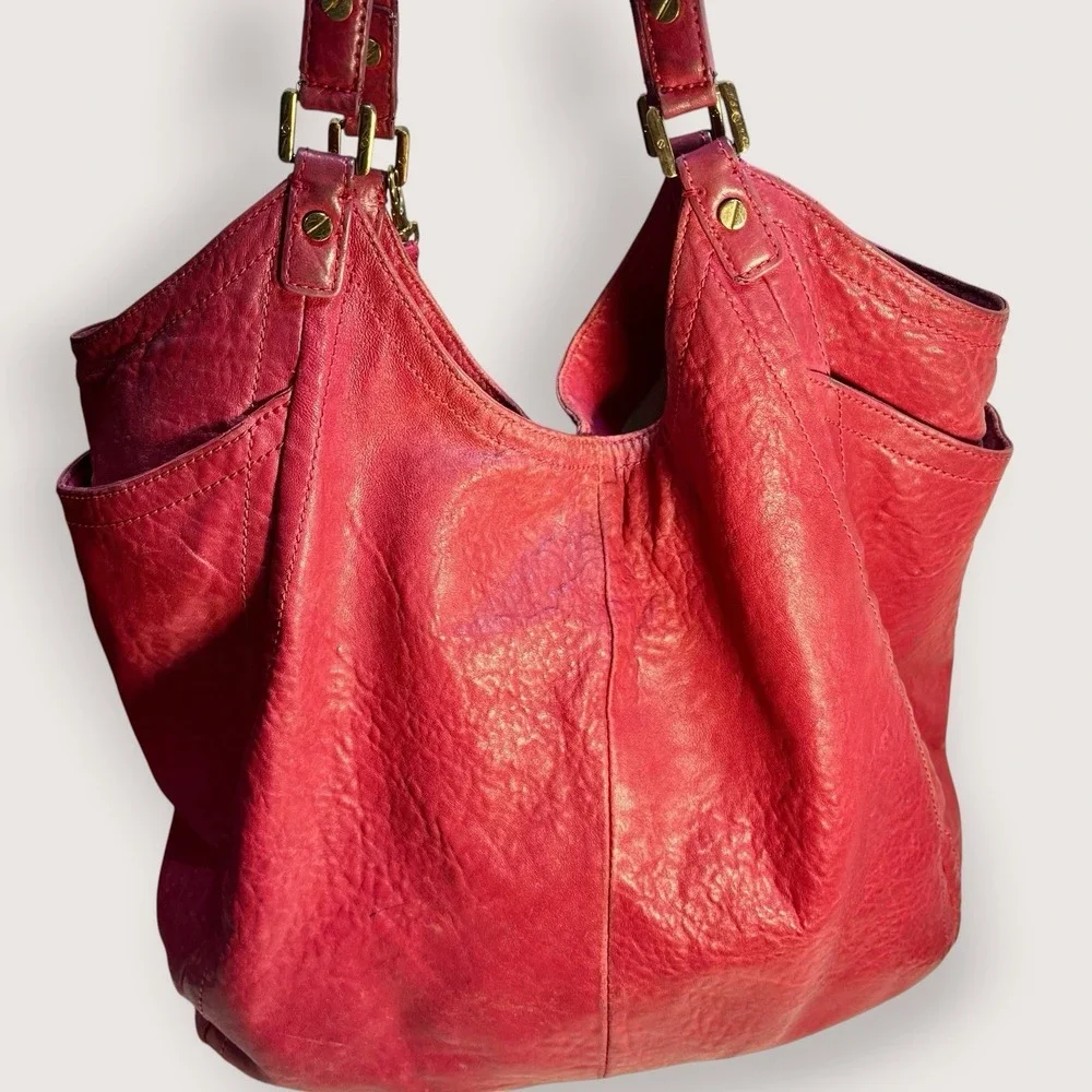 Tory Burch bag has