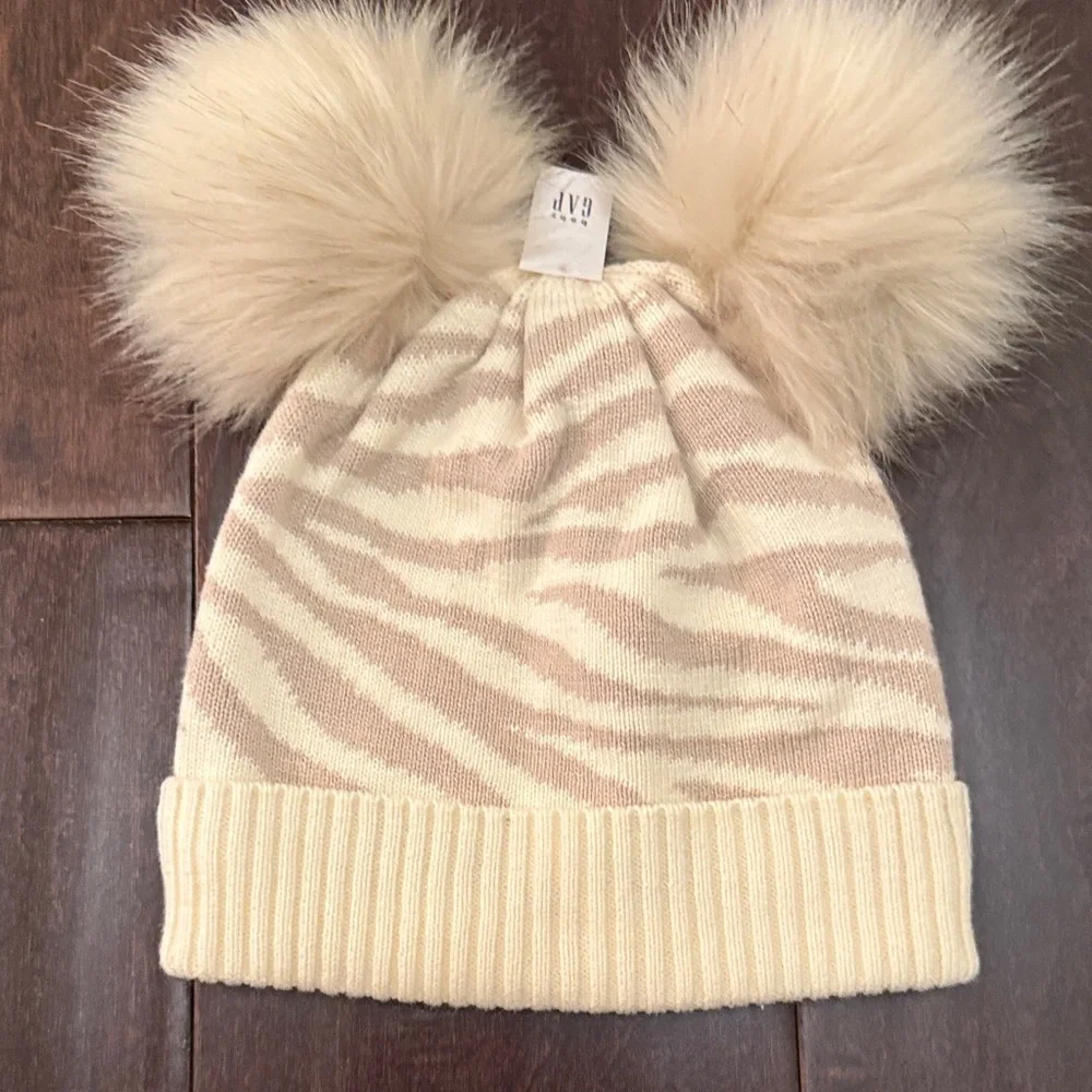 GAP charming beanie