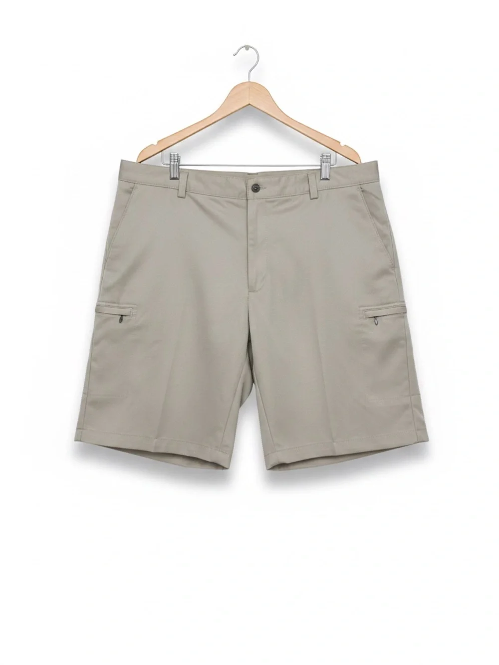 IZOD Golf Classic Shorts Men’s 40 Beige Performance Cargo Golf Casual