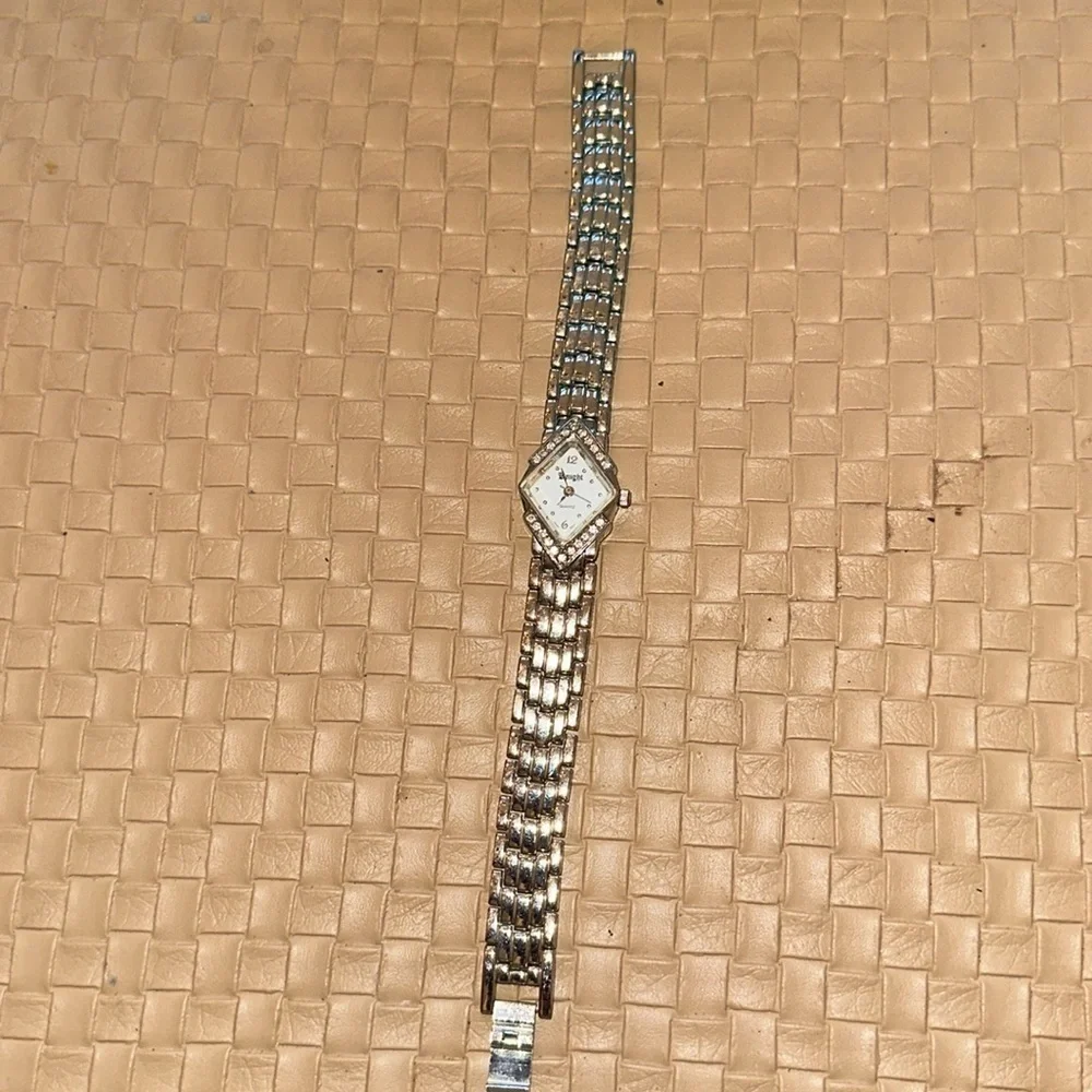 N/A link bracelet