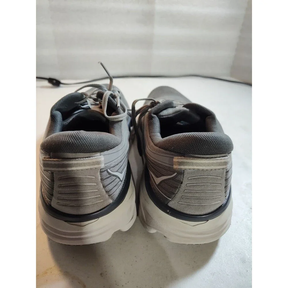 Hoka One One hoka one