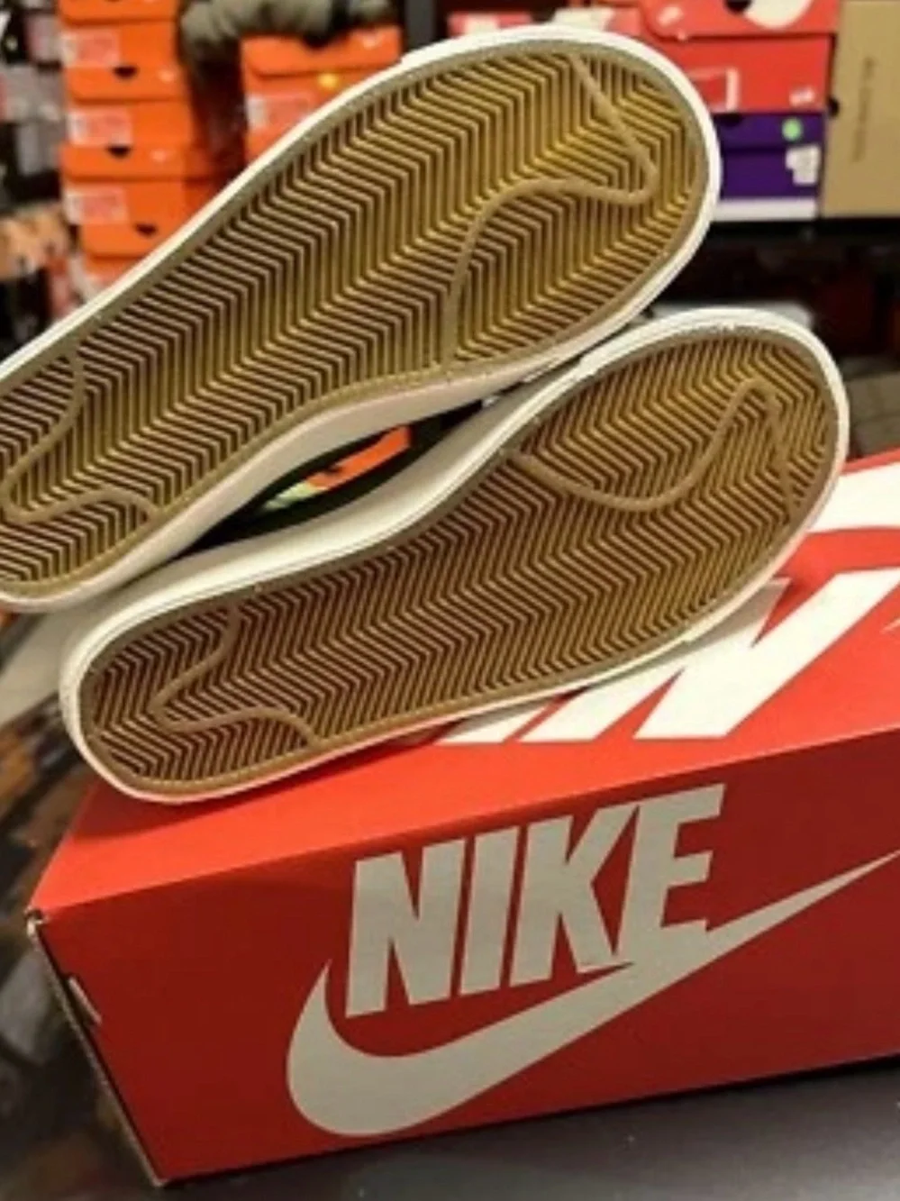 Nike crimson shoes