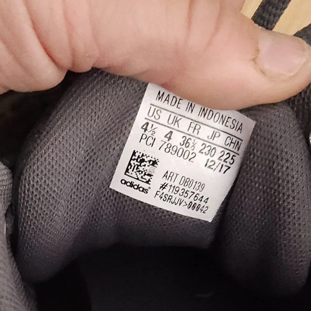 adidas boy’s grey