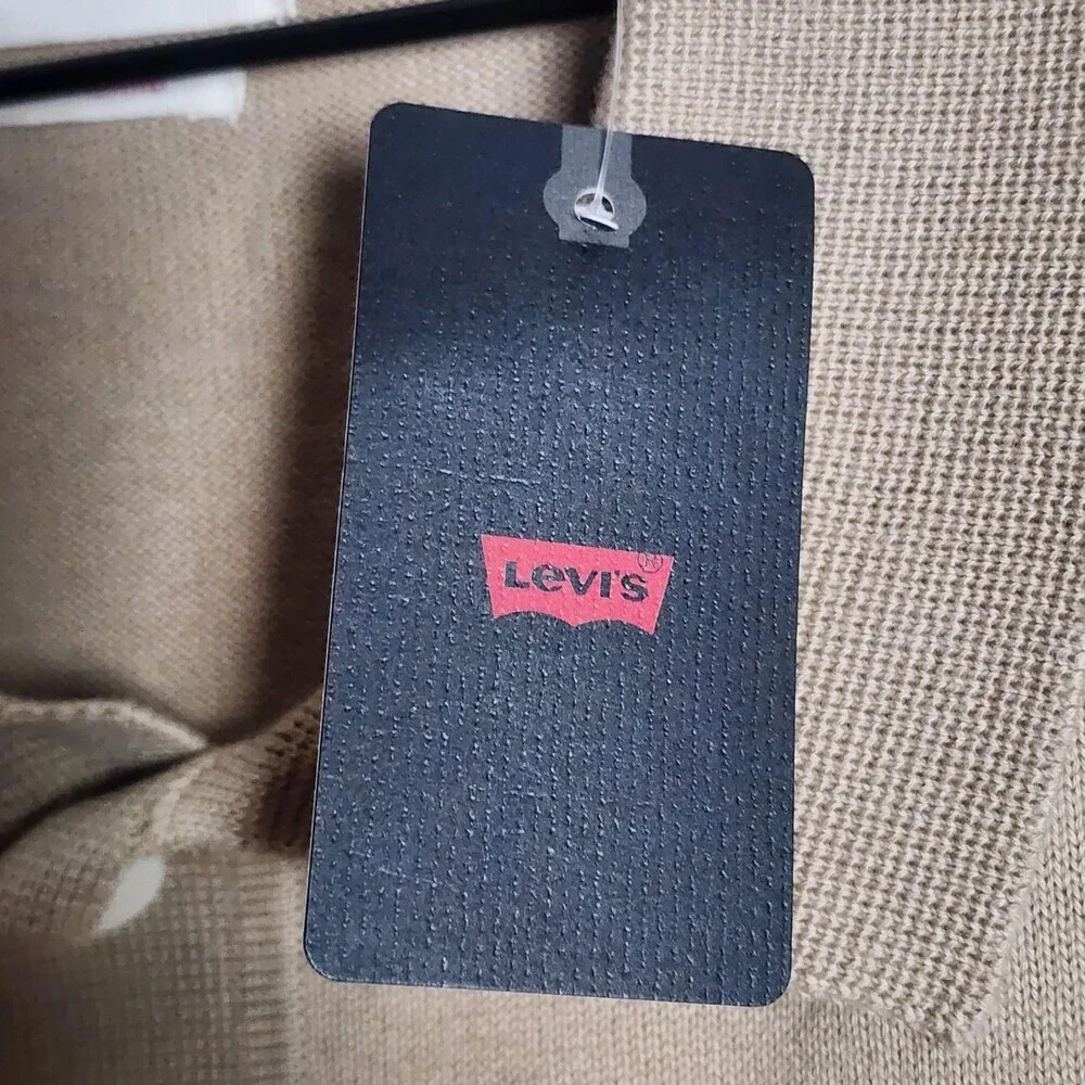 Levis logo cycle casual