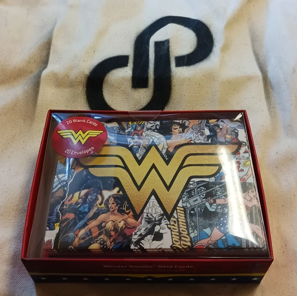 DC Comics note wonderwoman blank