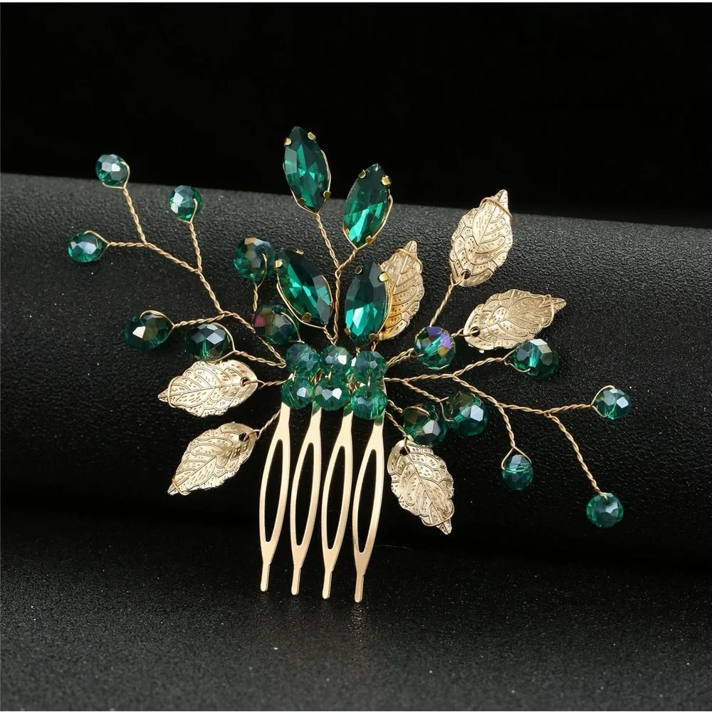 Elegant Green and Gold Hair Comb