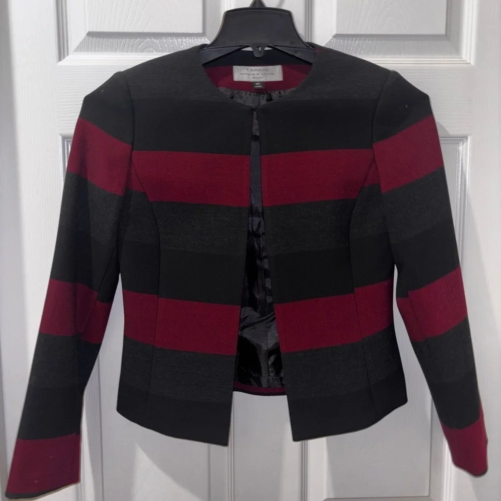 Tahari 14 blazer sz