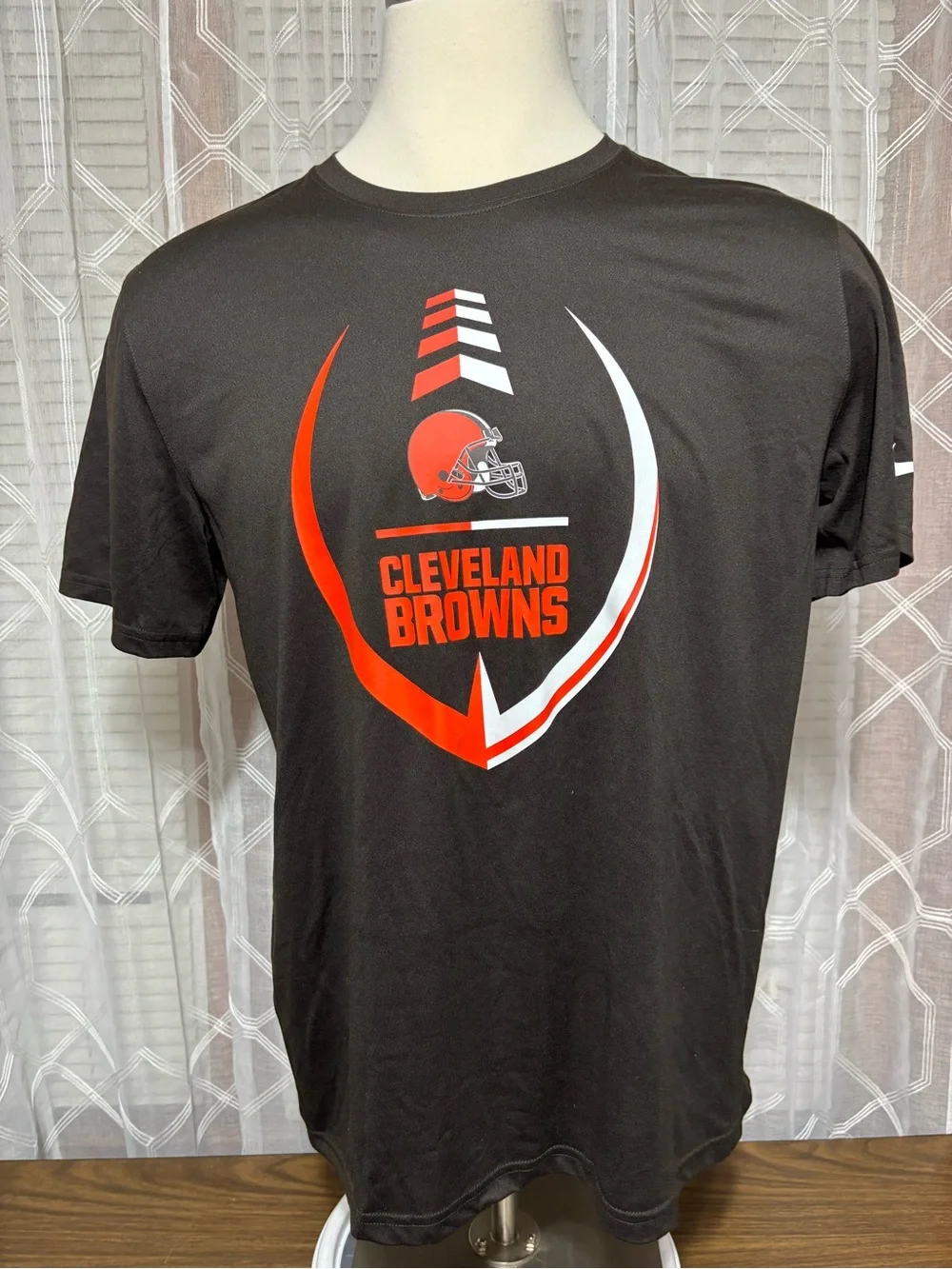 Cleveland Browns NFL Nike Brown Tee XL 23” p2p 30”L