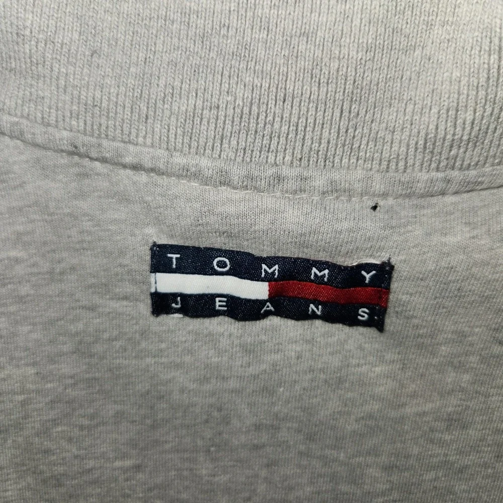Tommy Hilfiger gray classic tommy