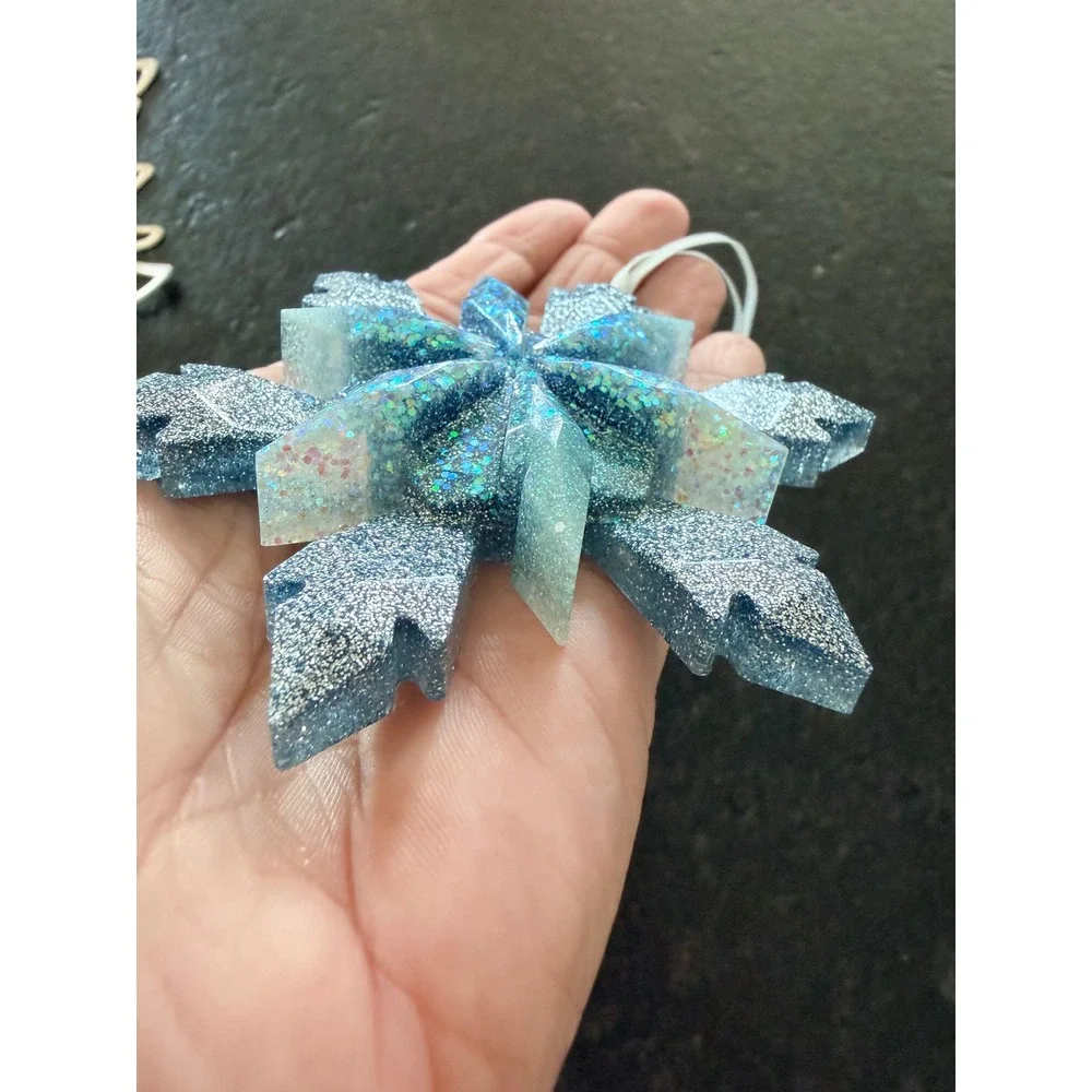 Fancy Stella handcrafted resin