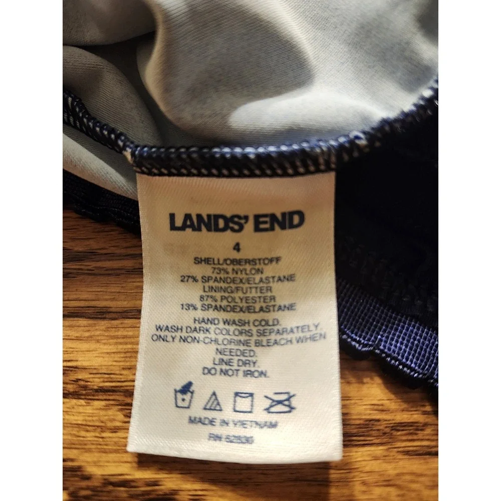 Lands End women lands