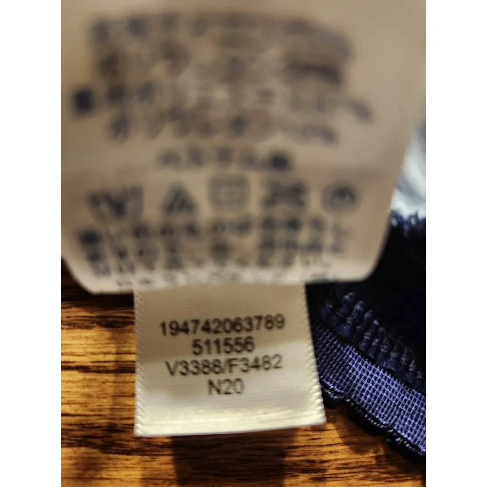 Lands End women lands