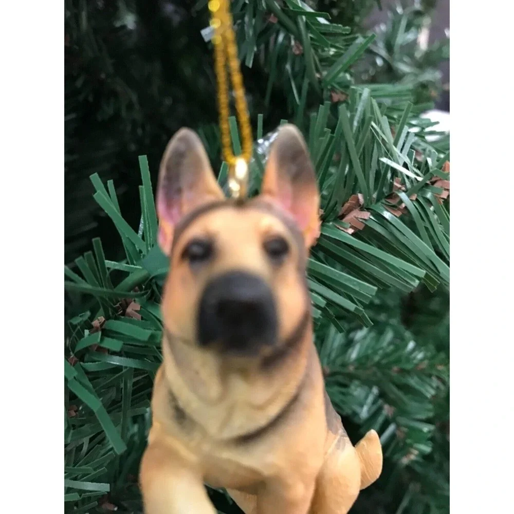 Christmas Shoppe german shepard