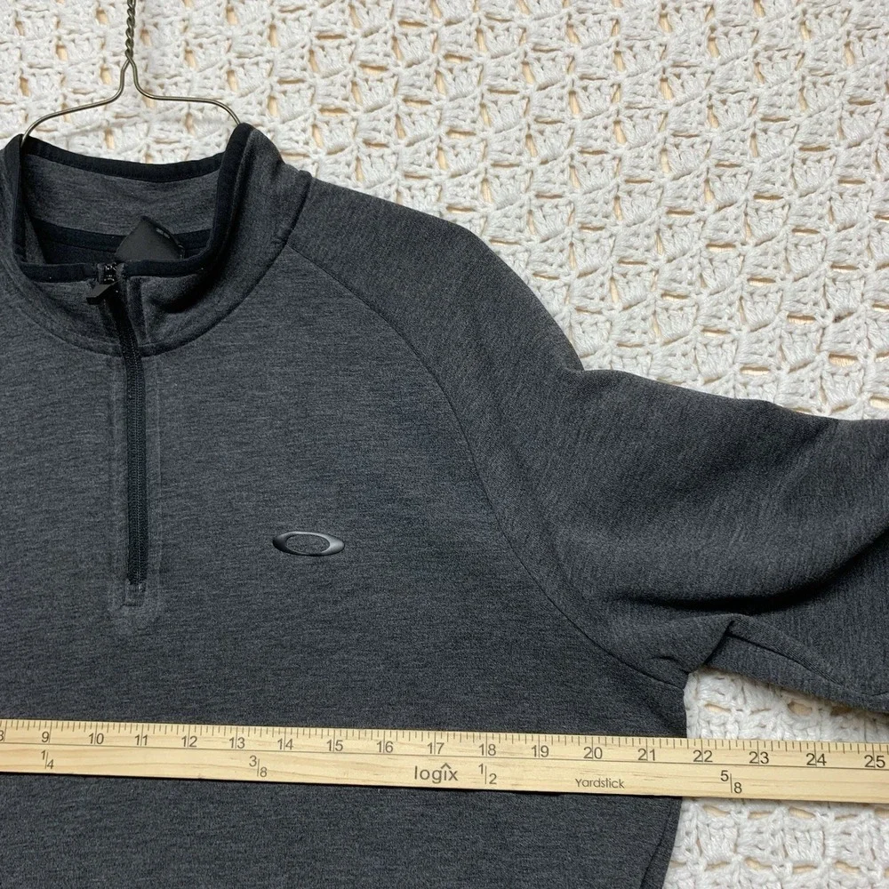 Oakley everyday men zip