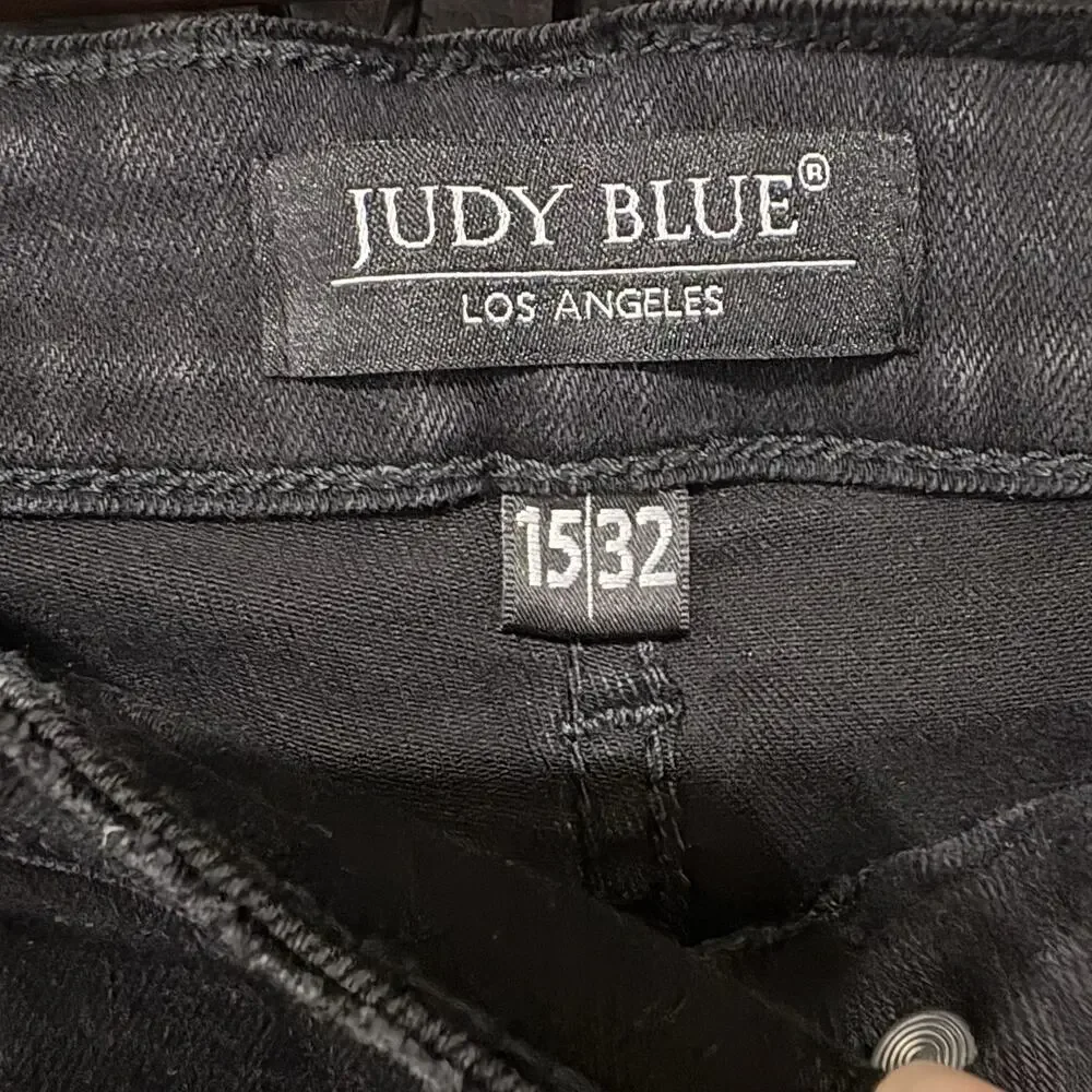 Judy Blue including stretch