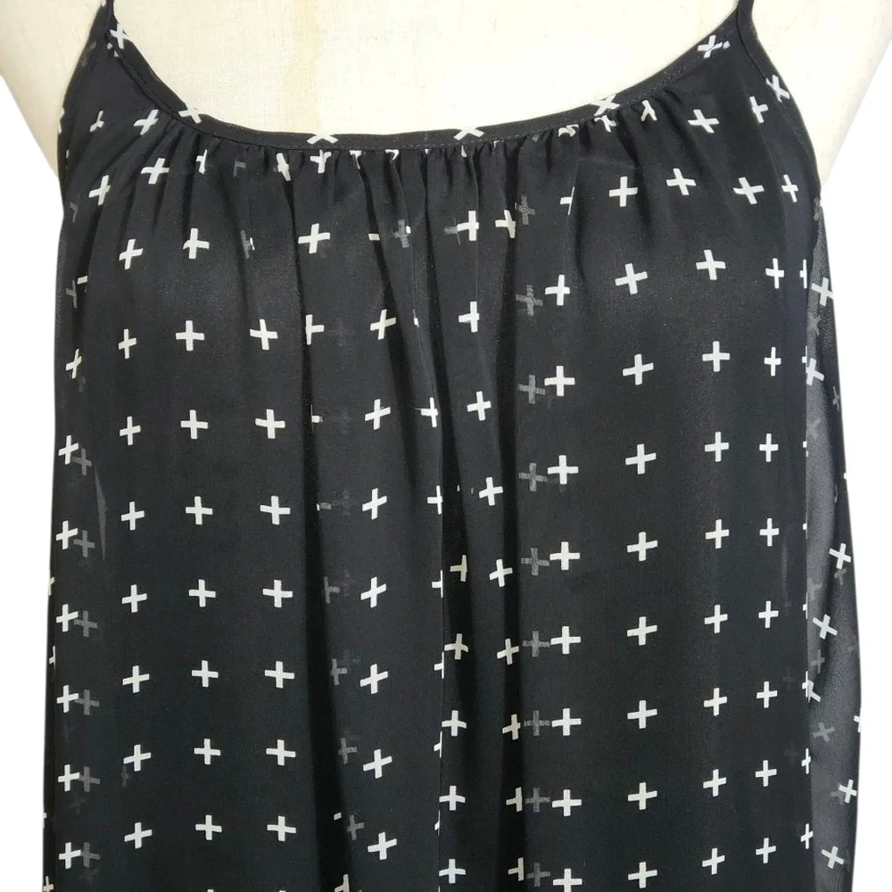 one clothing black cross