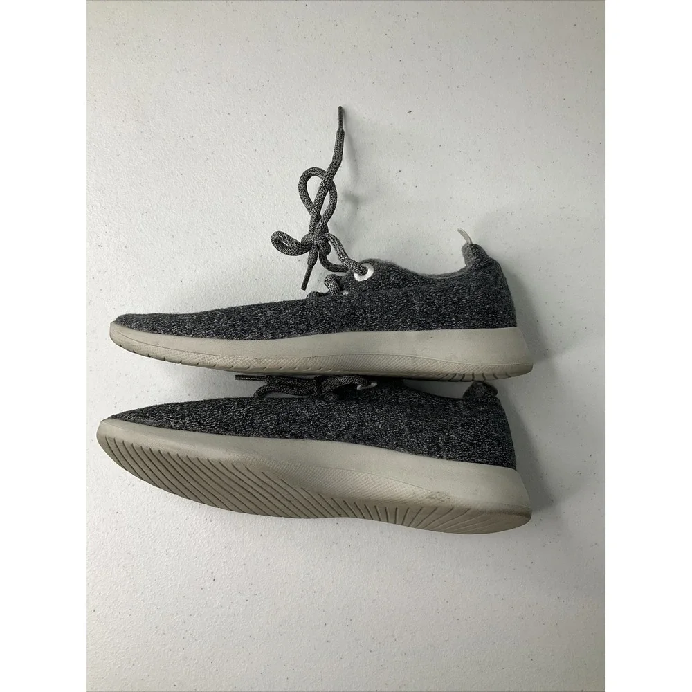 allbirds description sneakers