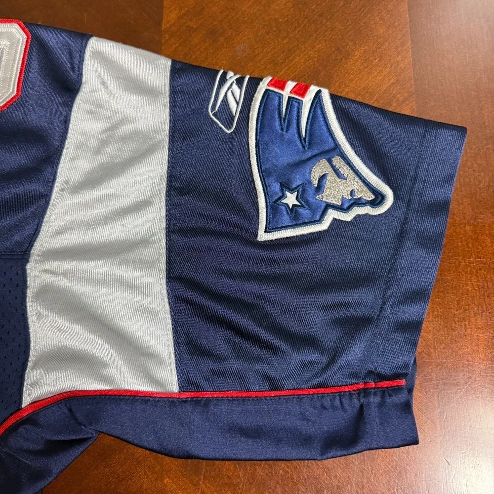Reebok front flaw small
