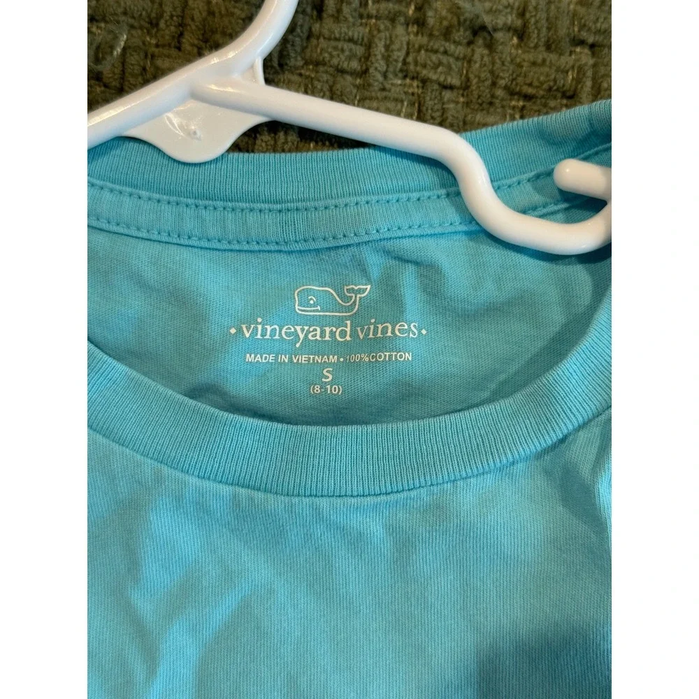Vineyard Vines pattern casual