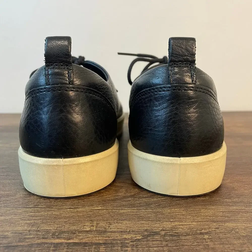 Ecco features great midsoles