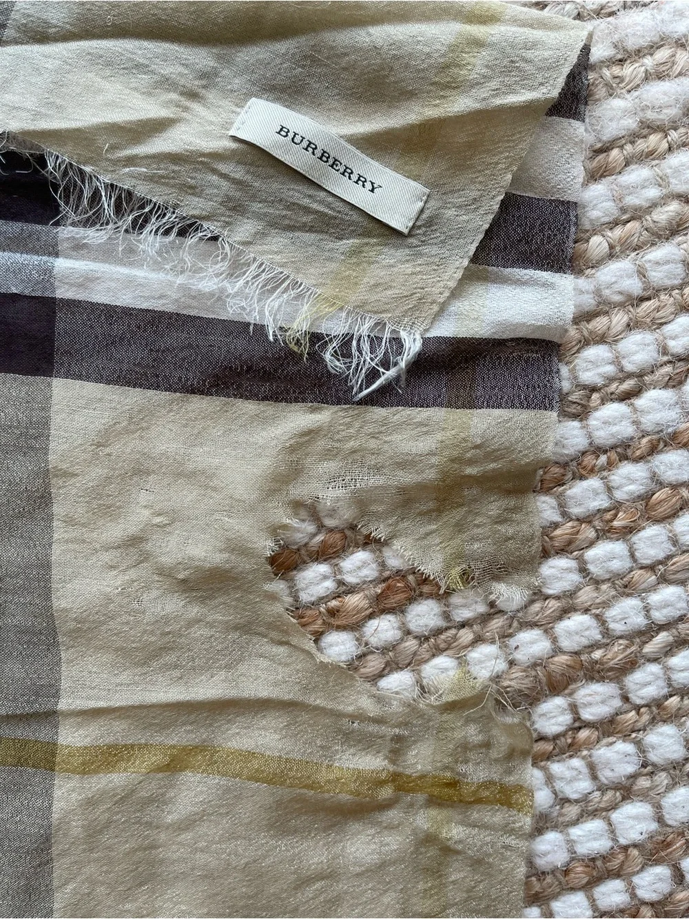 Burberry area caught