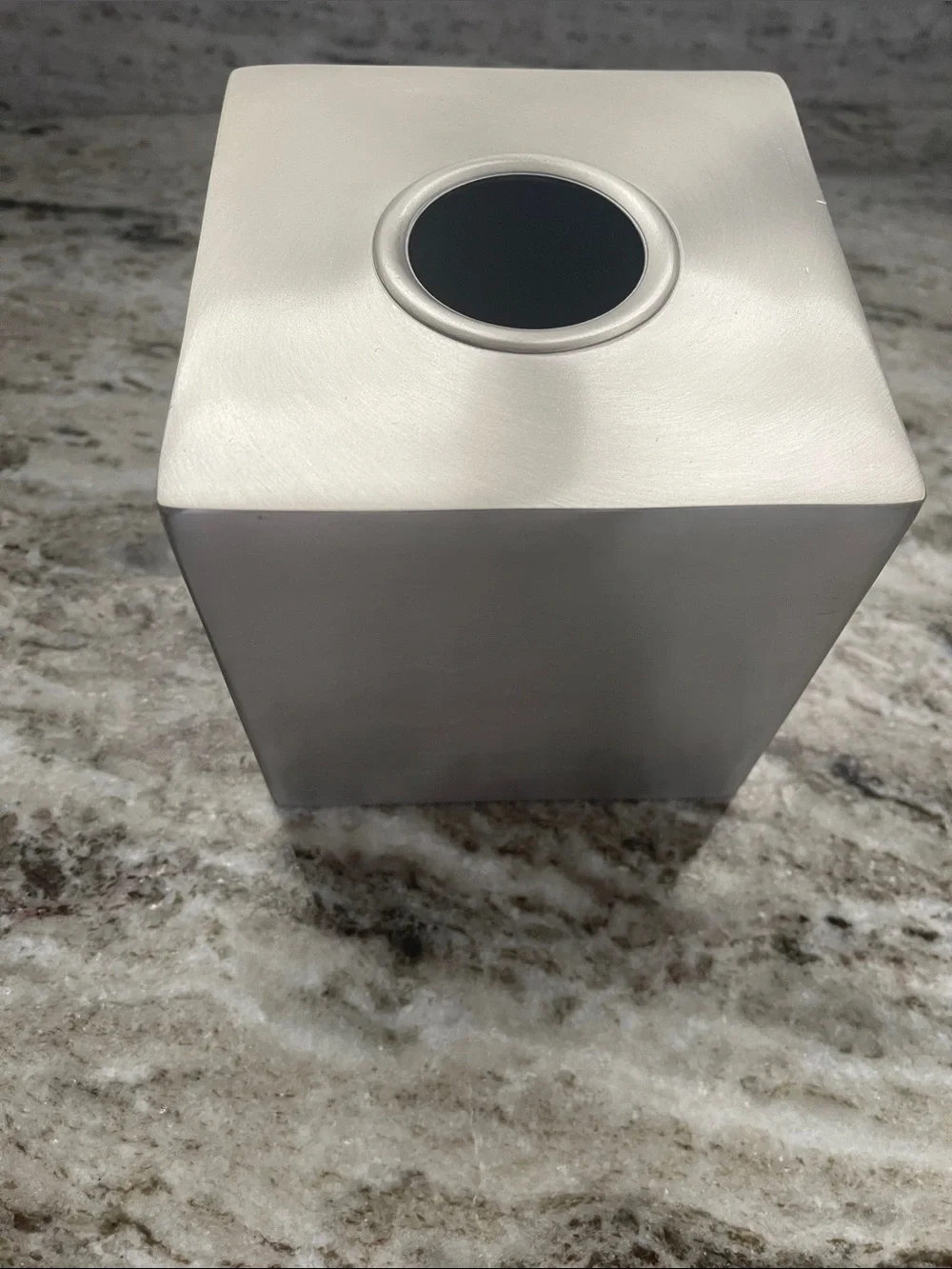 N/A box kleenex